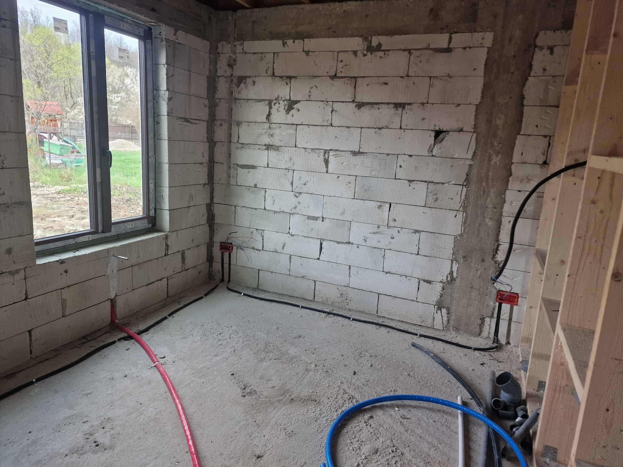 Copex instalatie electrica montat pe pardoseala in casa