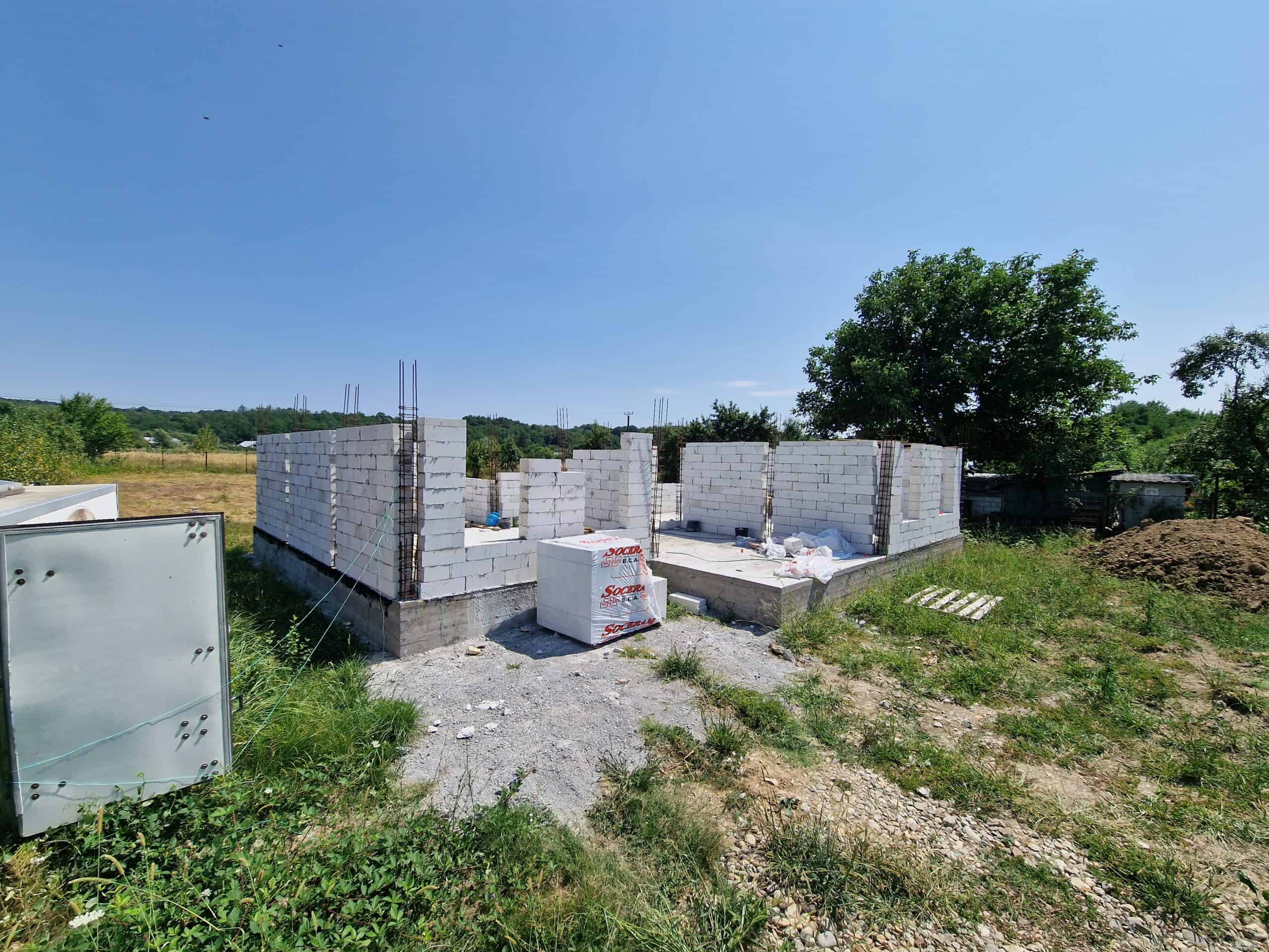 Zidărie BCA casă la roșu construită pas cu pas