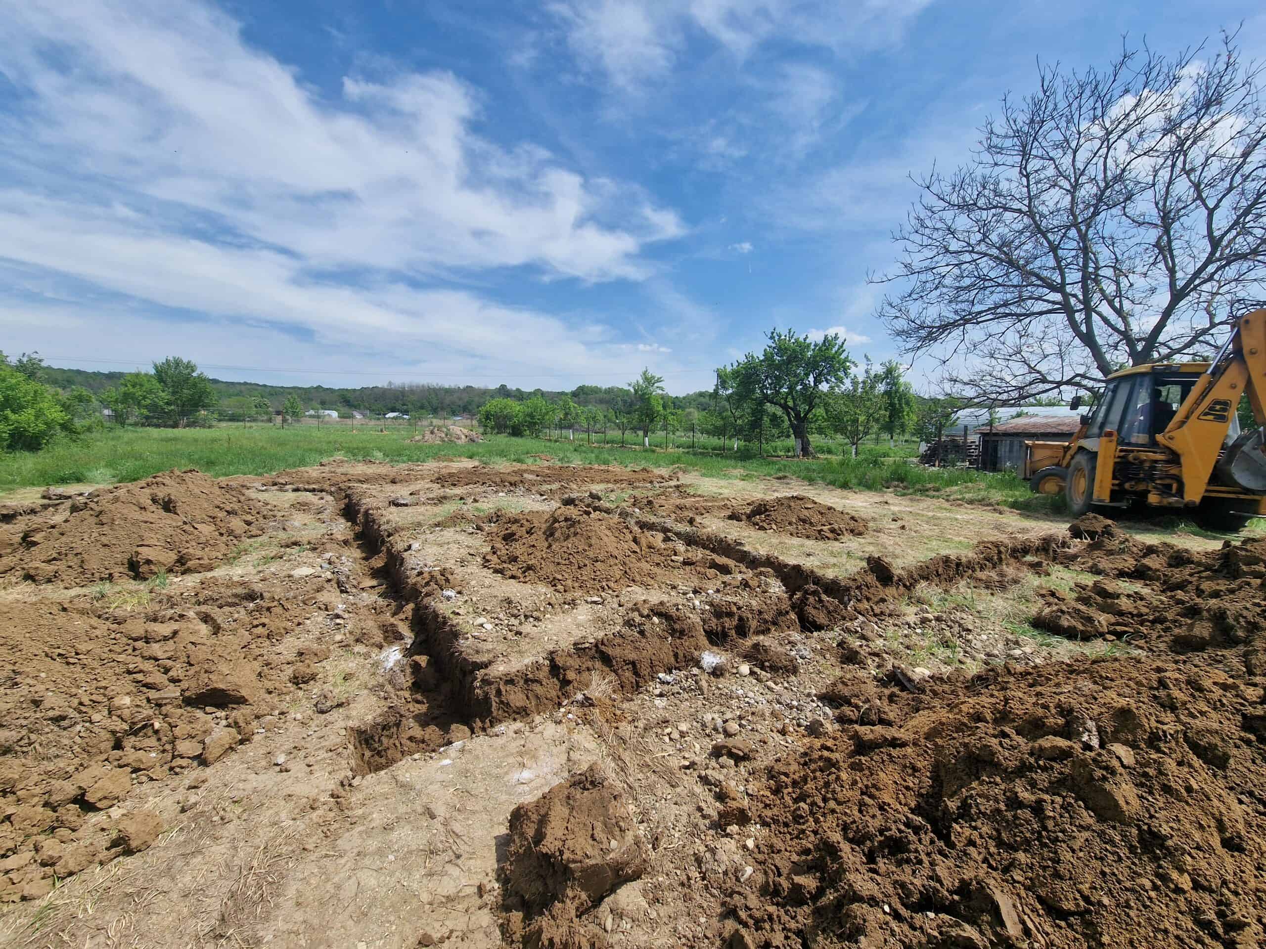 Săpături fundație casă 130 mp parter